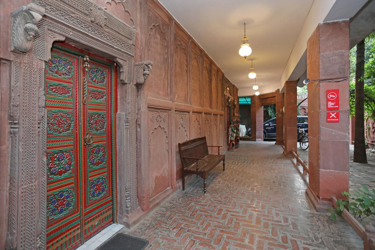 Oyo 1427 Hotel Malhar Haveli Noida Exterior foto