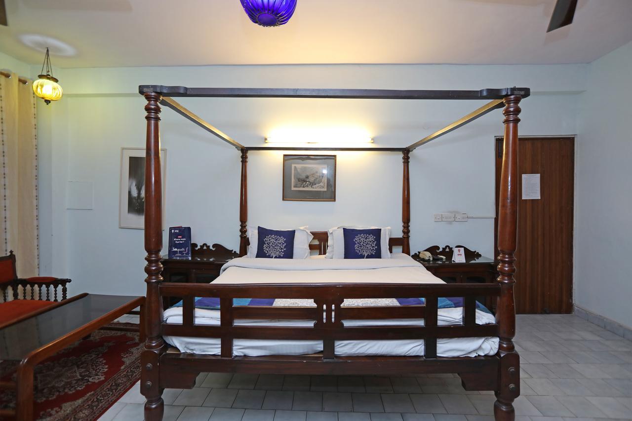 Oyo 1427 Hotel Malhar Haveli Noida Exterior foto