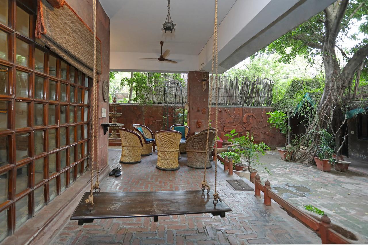 Oyo 1427 Hotel Malhar Haveli Noida Exterior foto