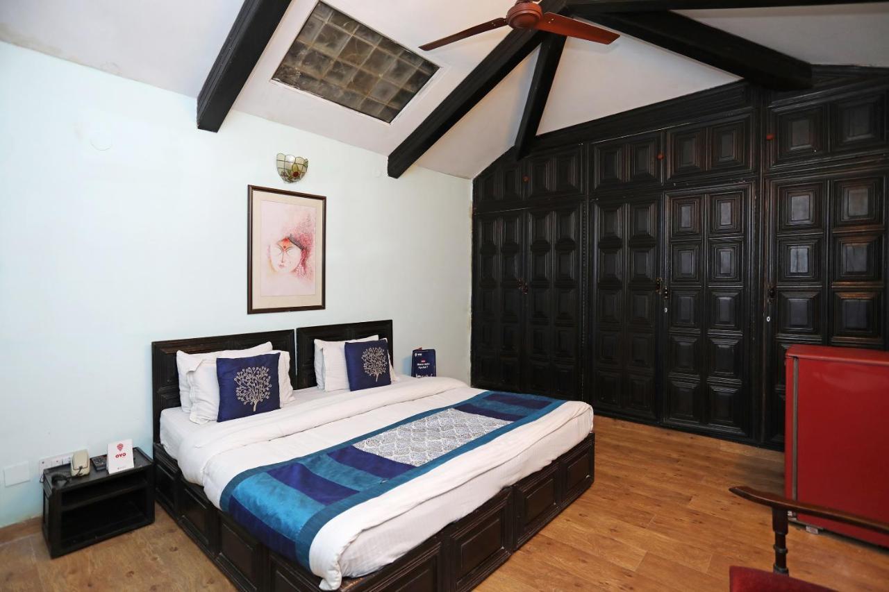 Oyo 1427 Hotel Malhar Haveli Noida Exterior foto